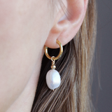 Aphrodite Pearl Charm