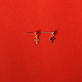 Minimal Cross Studs